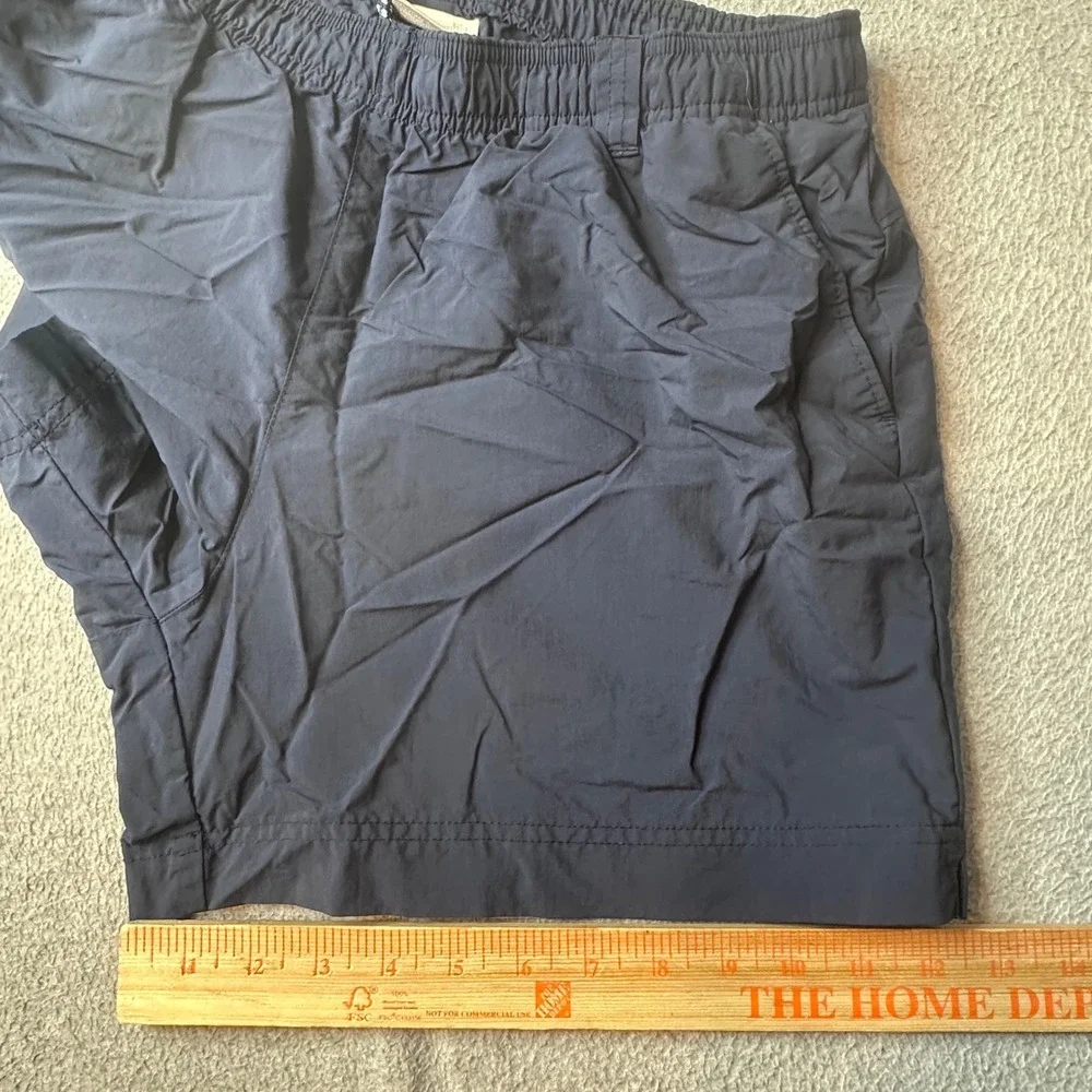Columbia Shorts Mens L Navy Blue PFG Backcast III Water Shorts Nylon Fishing 5in